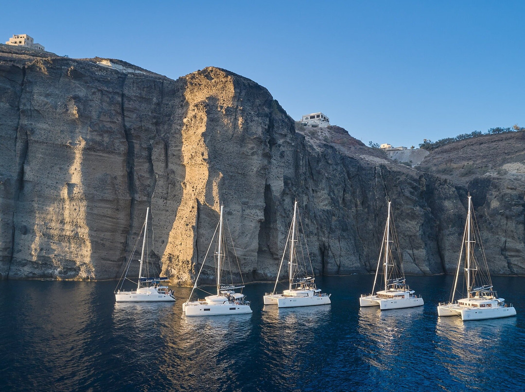 Renieris Santorini Sailing Center-圣托里尼必去景点