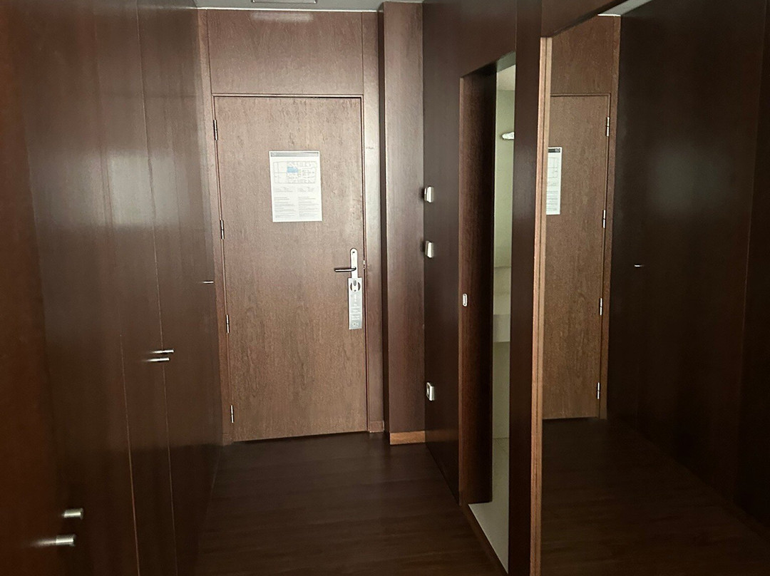 卡里斯卡德纳尔克韦多酒店主图