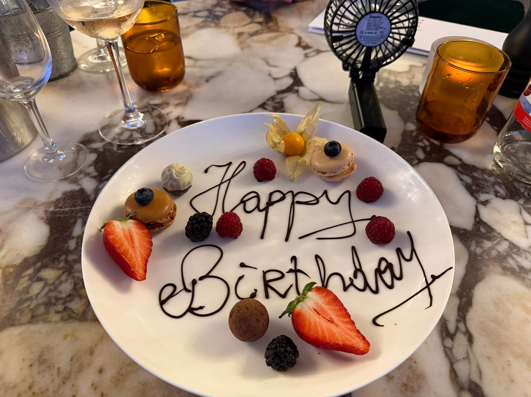 达特滨海酒店主图