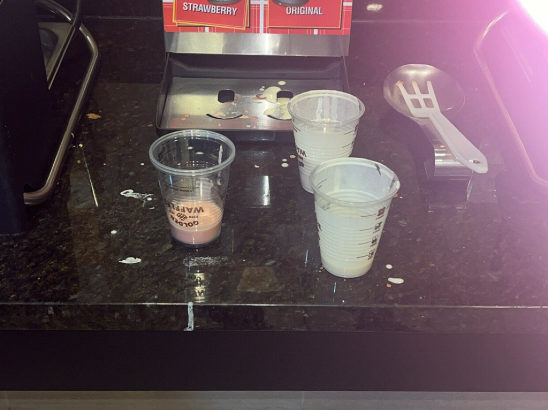 鹅卵石酒店及套房-哈伯克里克主图