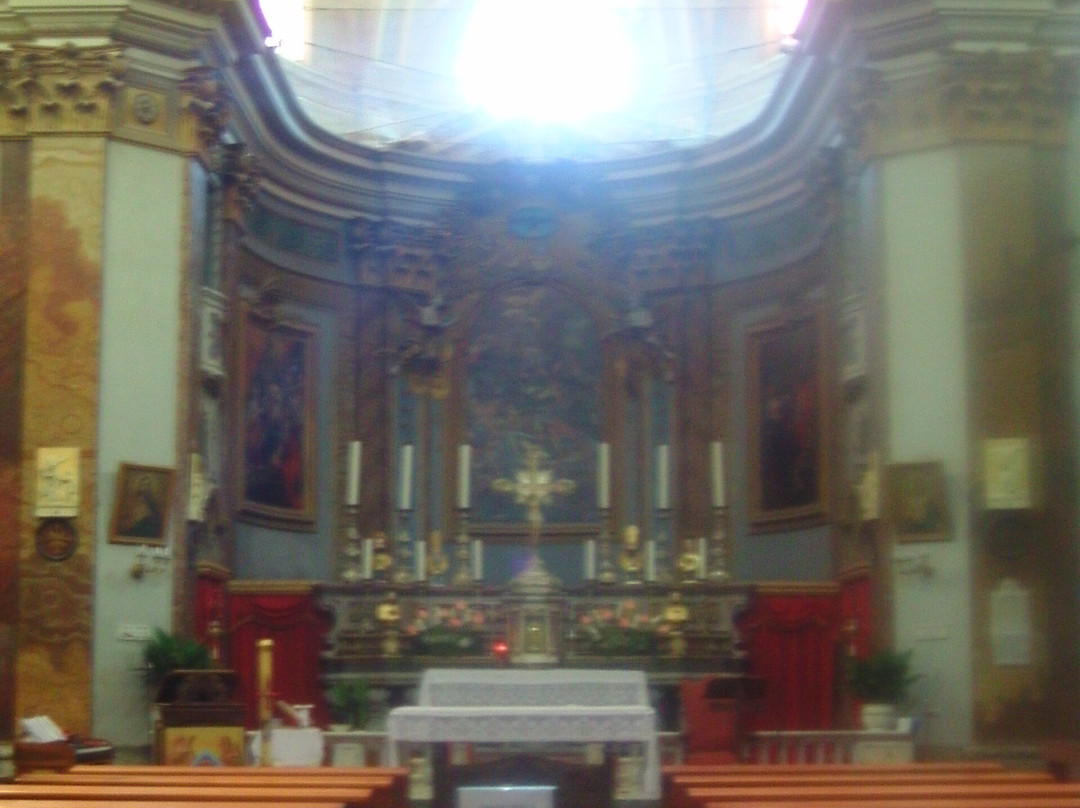 Chiesa di San Matteo apostolo-Borgo Velino必去景点