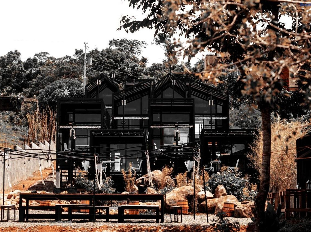 Rest-T-House