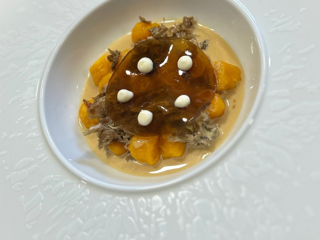 Thusy餐馆和美食-Auberge Du Château De Clermont