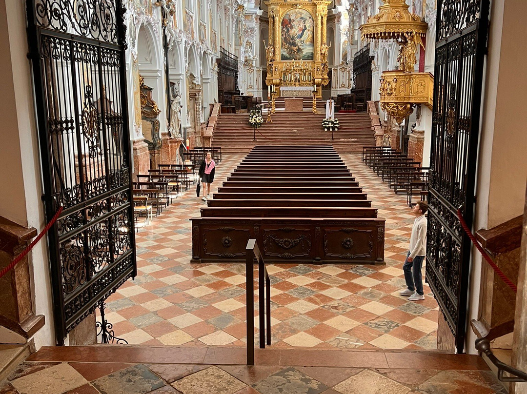 Der Freisinger Dom St. Maria und St. Korbinian-弗赖辛必去景点