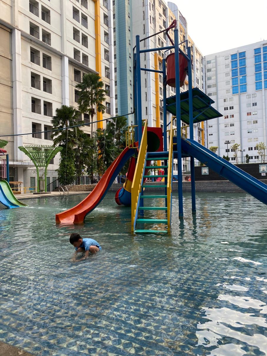 阿拉住宅游泳池景观开放式公寓酒店 - 近加丁塞尔彭-旅行者
