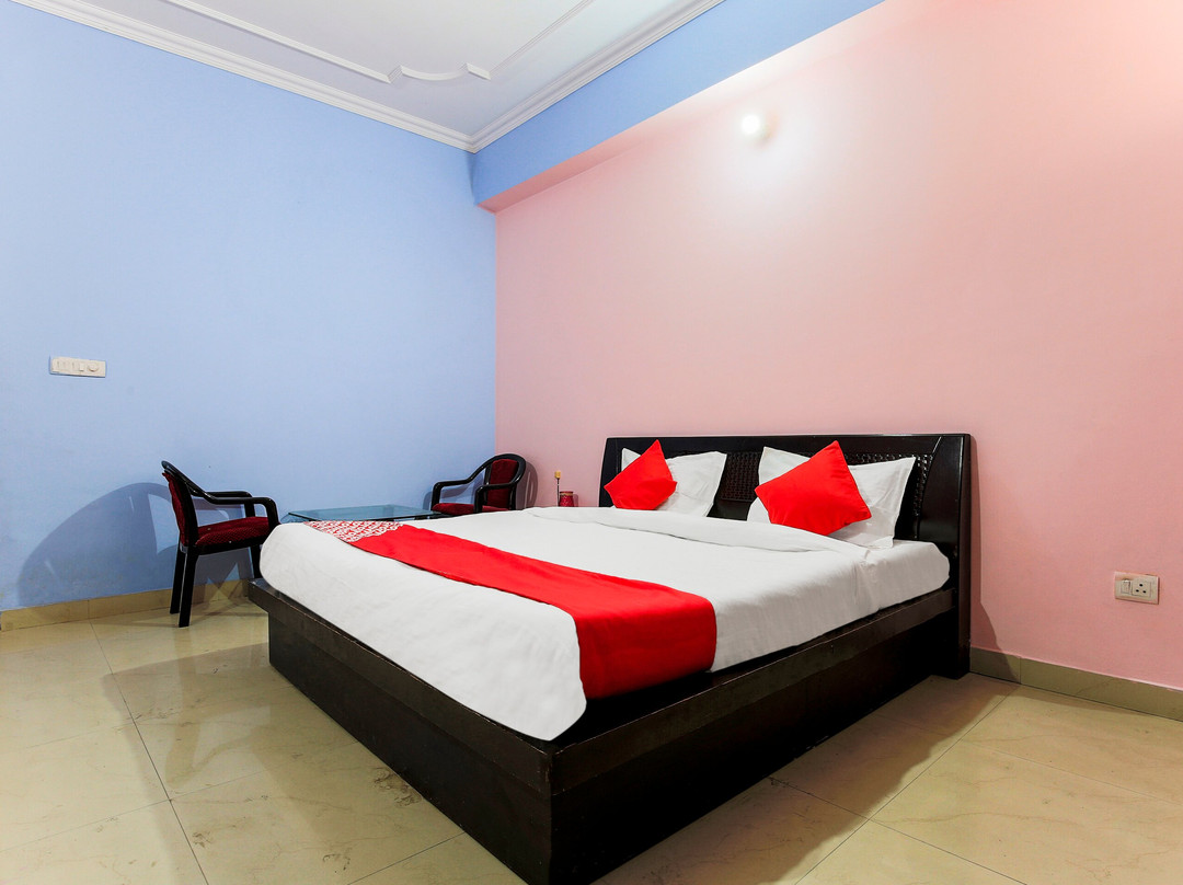 OYO 37109 Mangalam Guest House