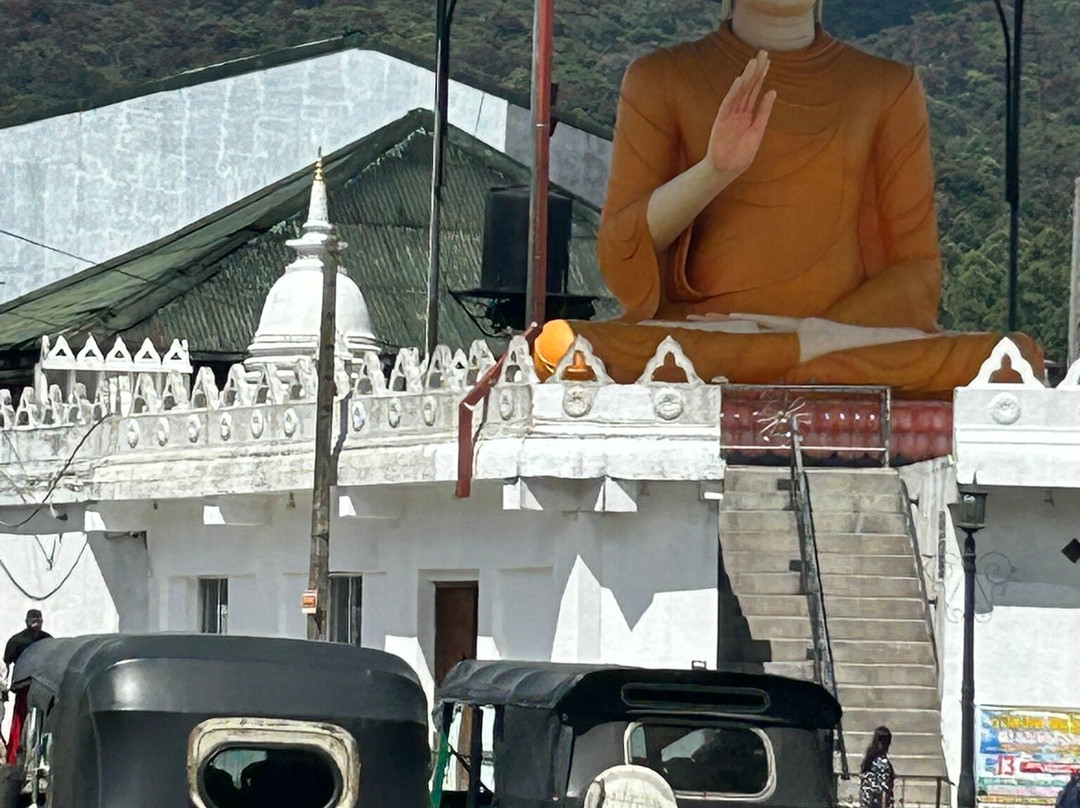 Ceyglow Tours - Private Driver Sri Lanka