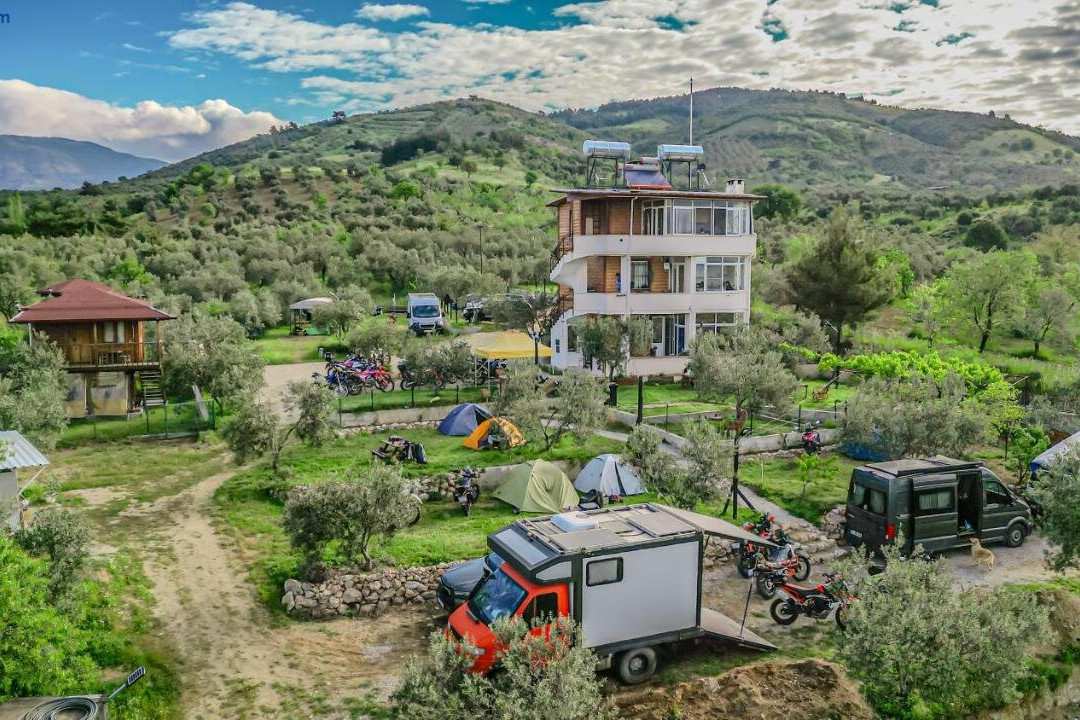 Oli Camping & Bungalows