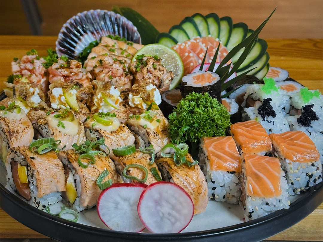 Rolling Grill Sushi & Steak