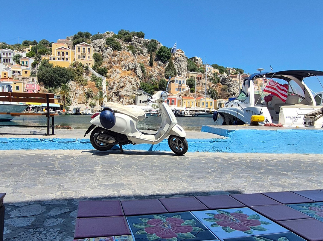 Prestige Yachts In Rhodes-罗德城必去景点