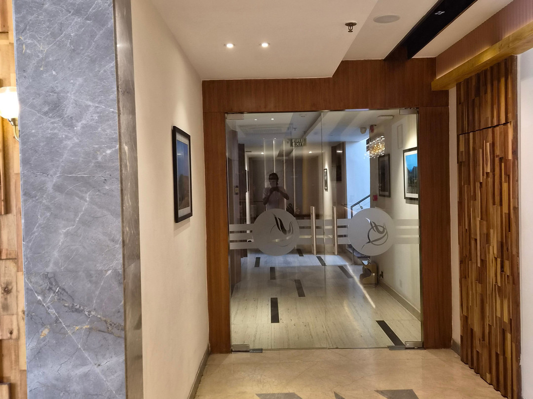Cozzet Victoria Hotel主图