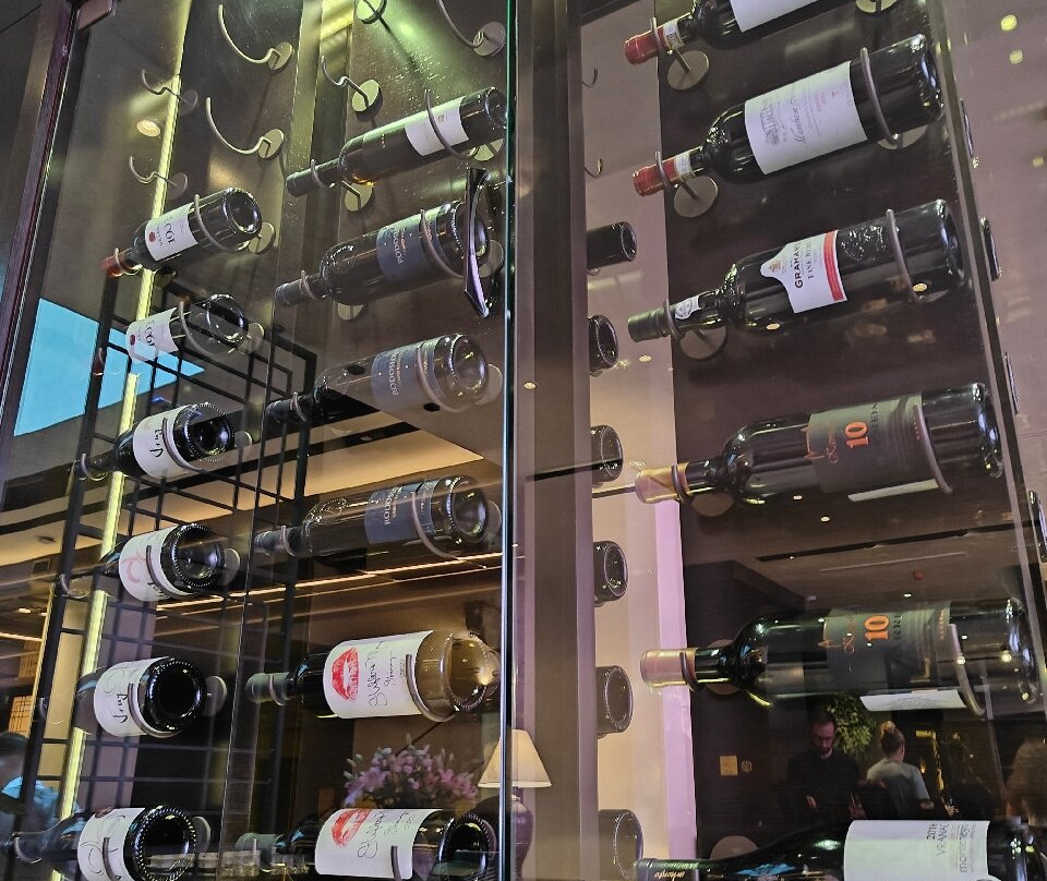 圣十酒店主图