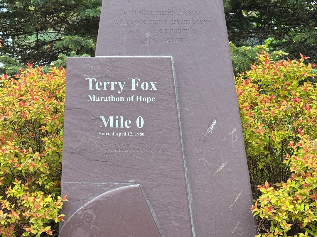 Terry Fox Monument-圣约翰必去景点