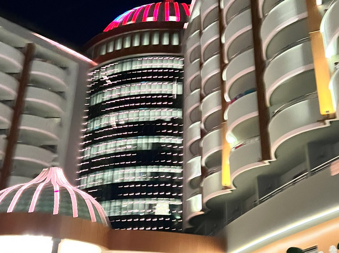 德尔芬宫酒店主图