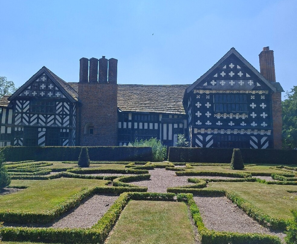 Little Moreton Hall-康格尔顿必去景点