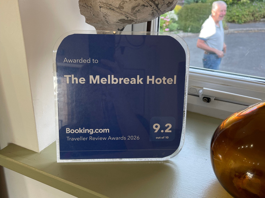 The Melbreak Hotel主图