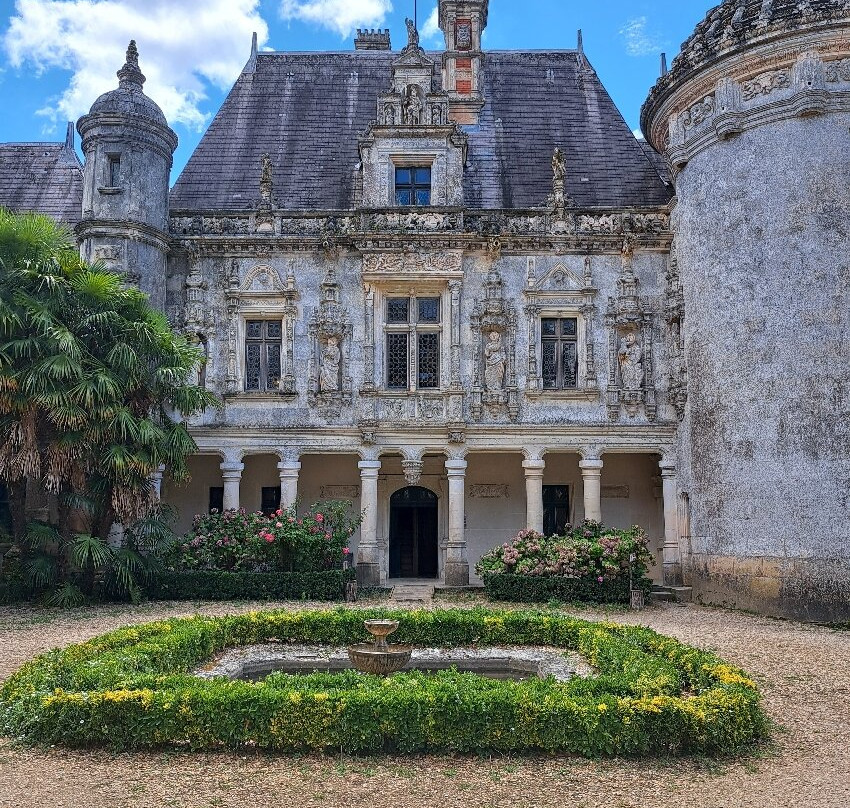 Le Château des Enigmes-Pons必去景点