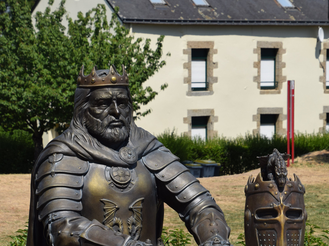 Les Chevaliers De La Table Ronde-Neant-sur-Yvel必去景点
