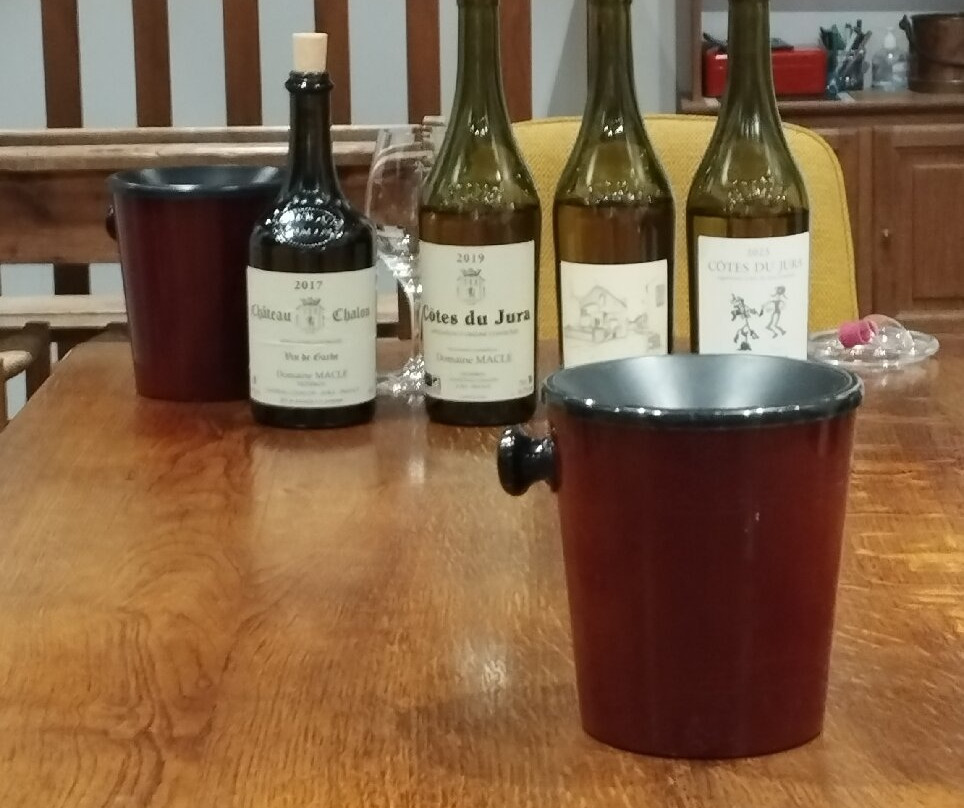 Macle Jean-Chateau Chalon必去景点