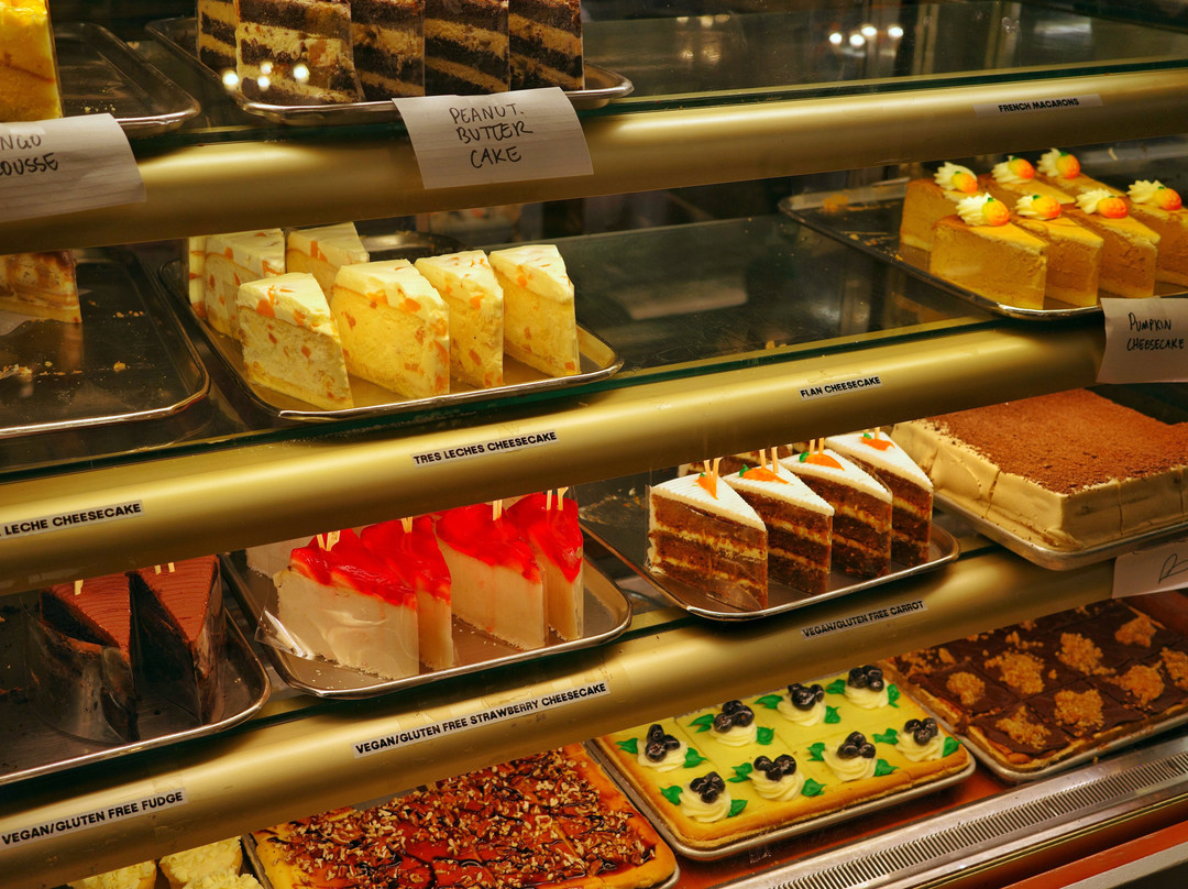The Hammocks餐馆和美食-Kutan Bakery and Cafe