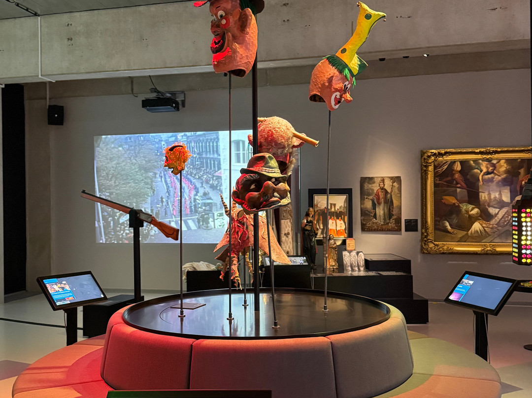 Limburgs Museum-芬洛必去景点