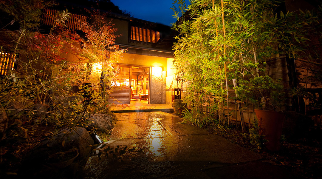 黄金山庄酒店主图