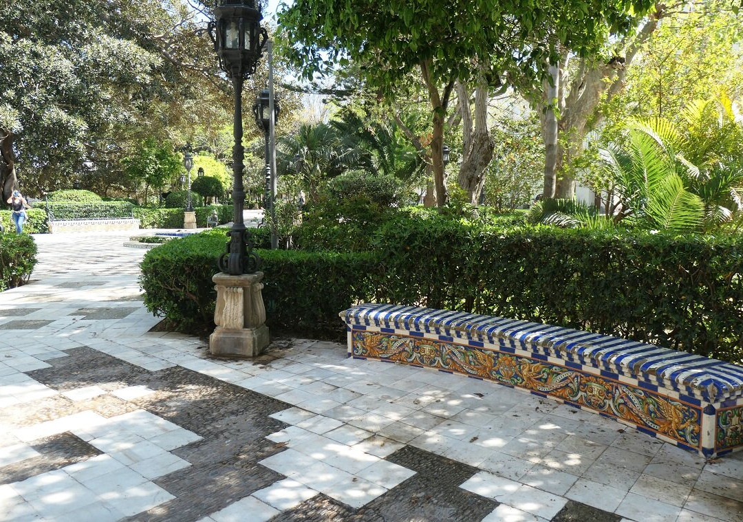 Alameda Apodaca-加的斯市必去景点