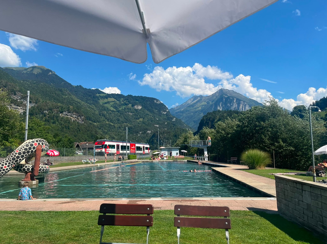 Schwimmbad Meiringen-Meiringen必去景点