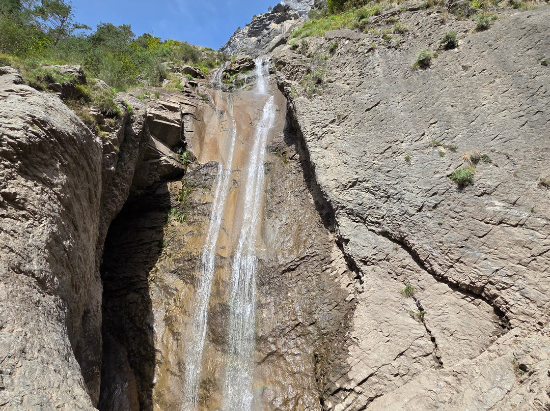 Cascade de l'Arpenaz-萨朗什必去景点