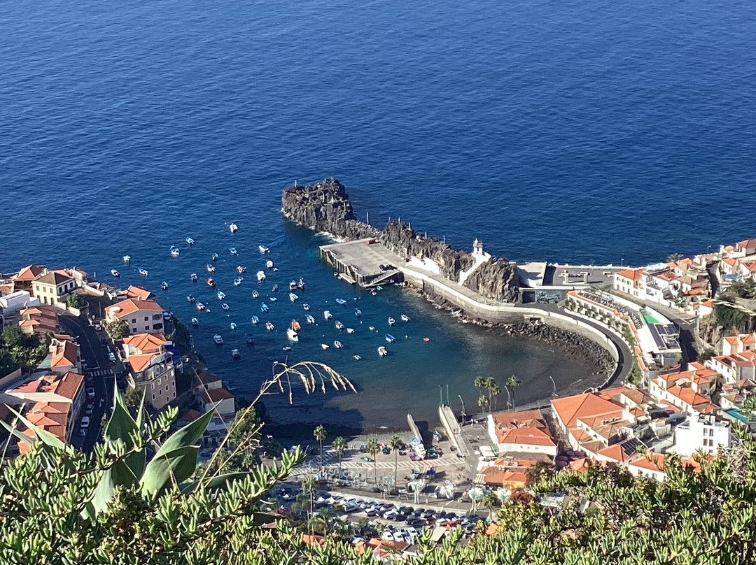 The Câmara de Lobos promenade-马德拉群岛必去景点