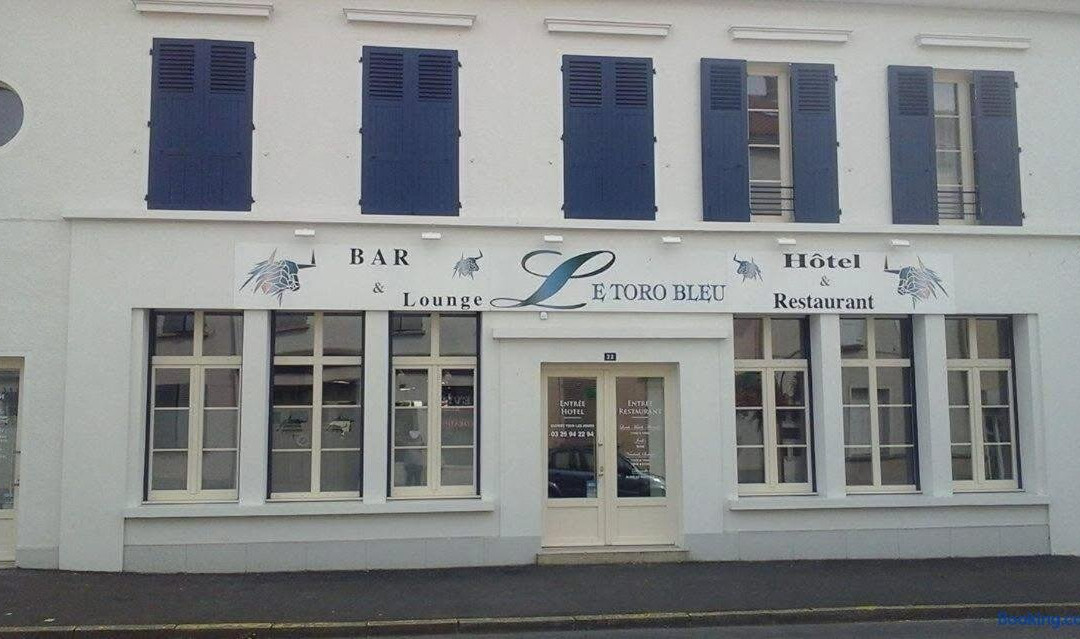 Chatillon-sur-Broue酒店住宿-Le Toro Bleu