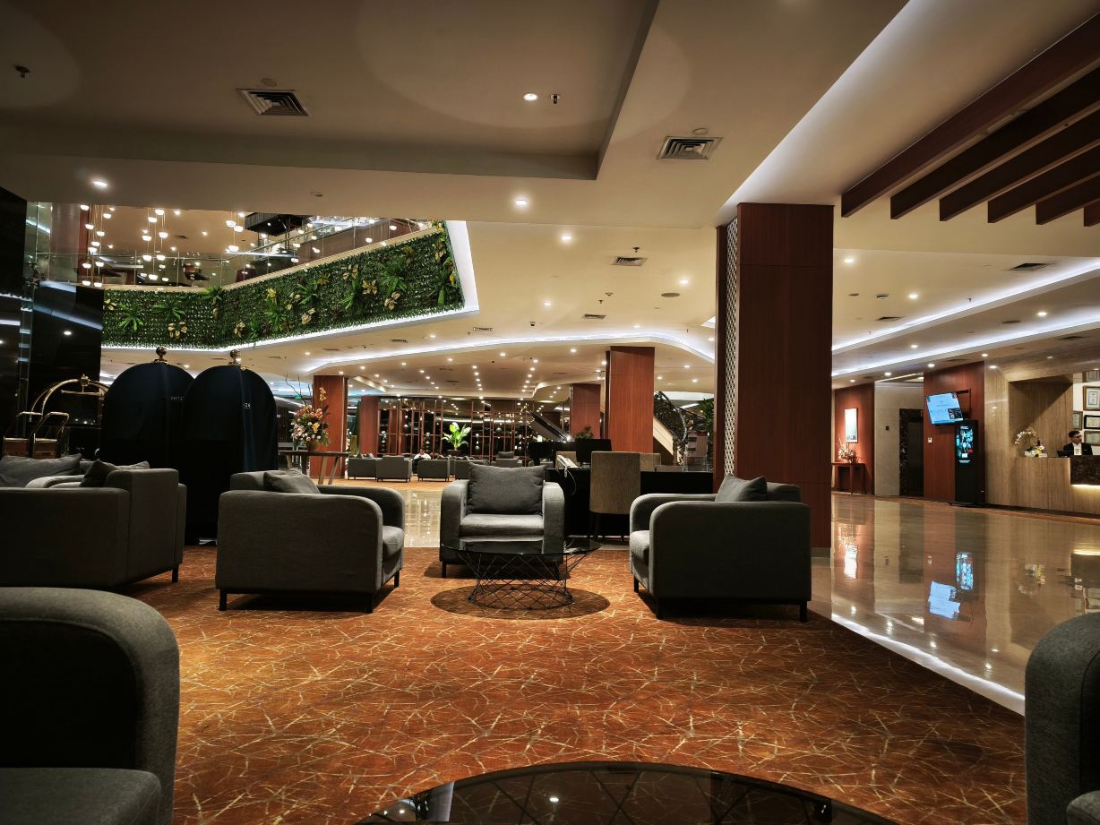西布布尔阿文泽尔会议酒店-旅行者