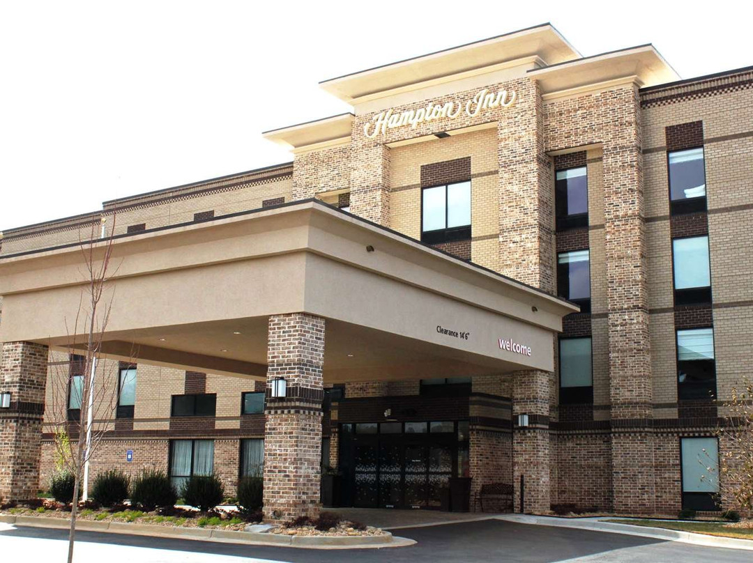 Hampton Inn Forsyth主图