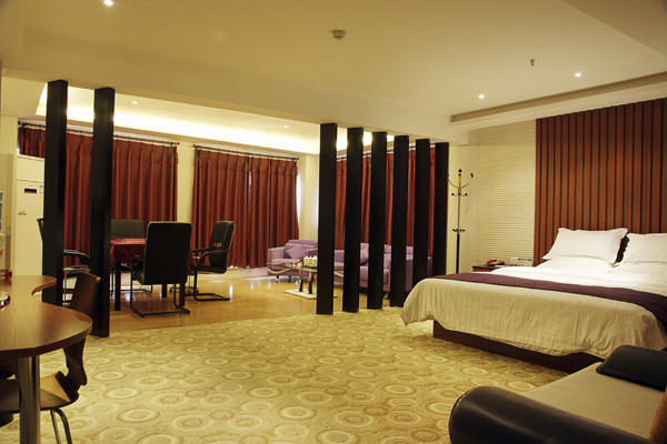 棕榈泉花园商务酒店主图