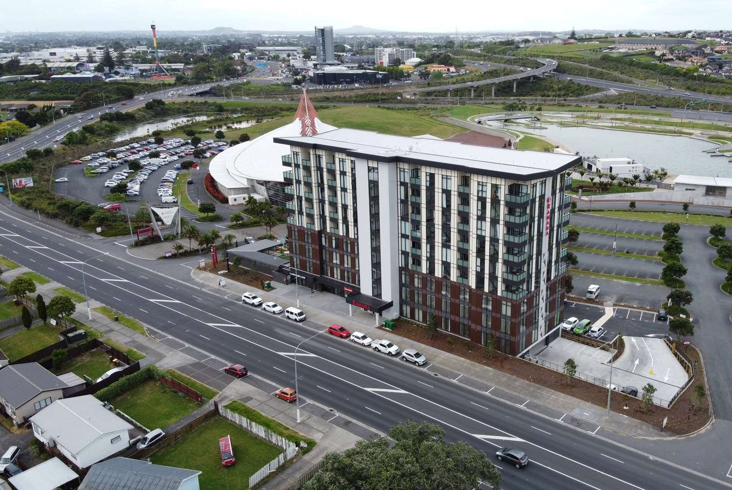 Ramada Suites by Wyndham Auckland Manukau Pacfic Centre-官方