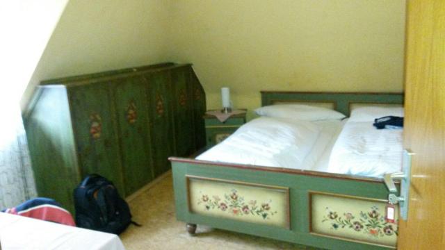 啤酒花园阿德勒餐厅酒店-官方