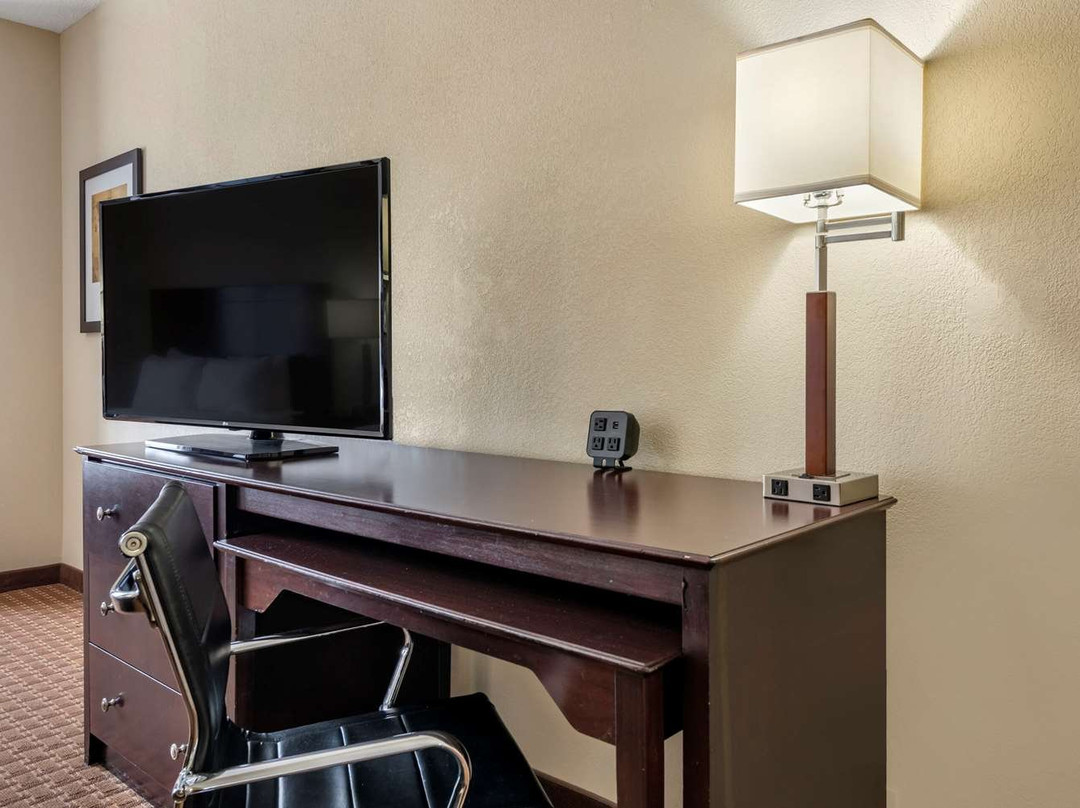 Comfort Suites主图