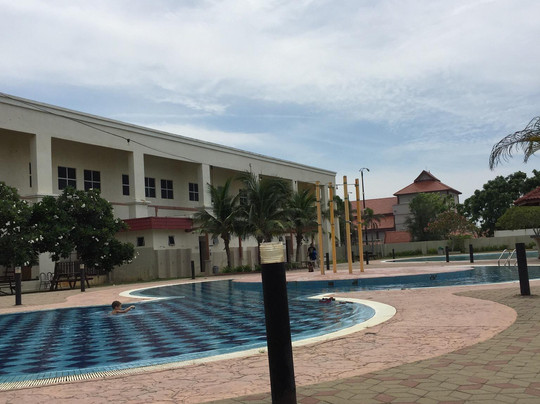 The Regency Waterfront Hotel