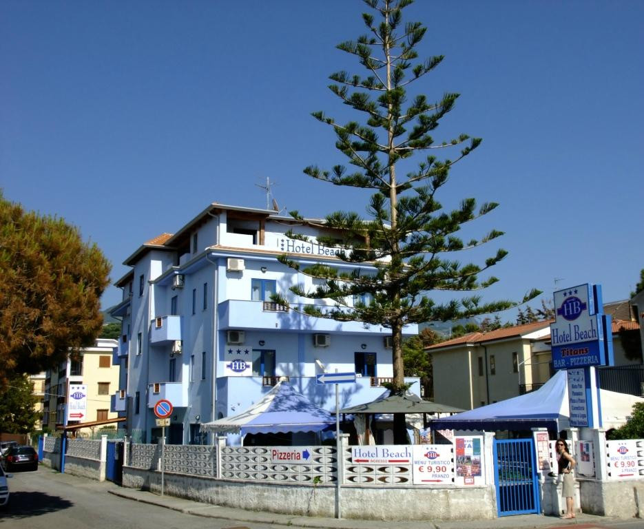 迪亚曼泰酒店住宿-Beach Hotel