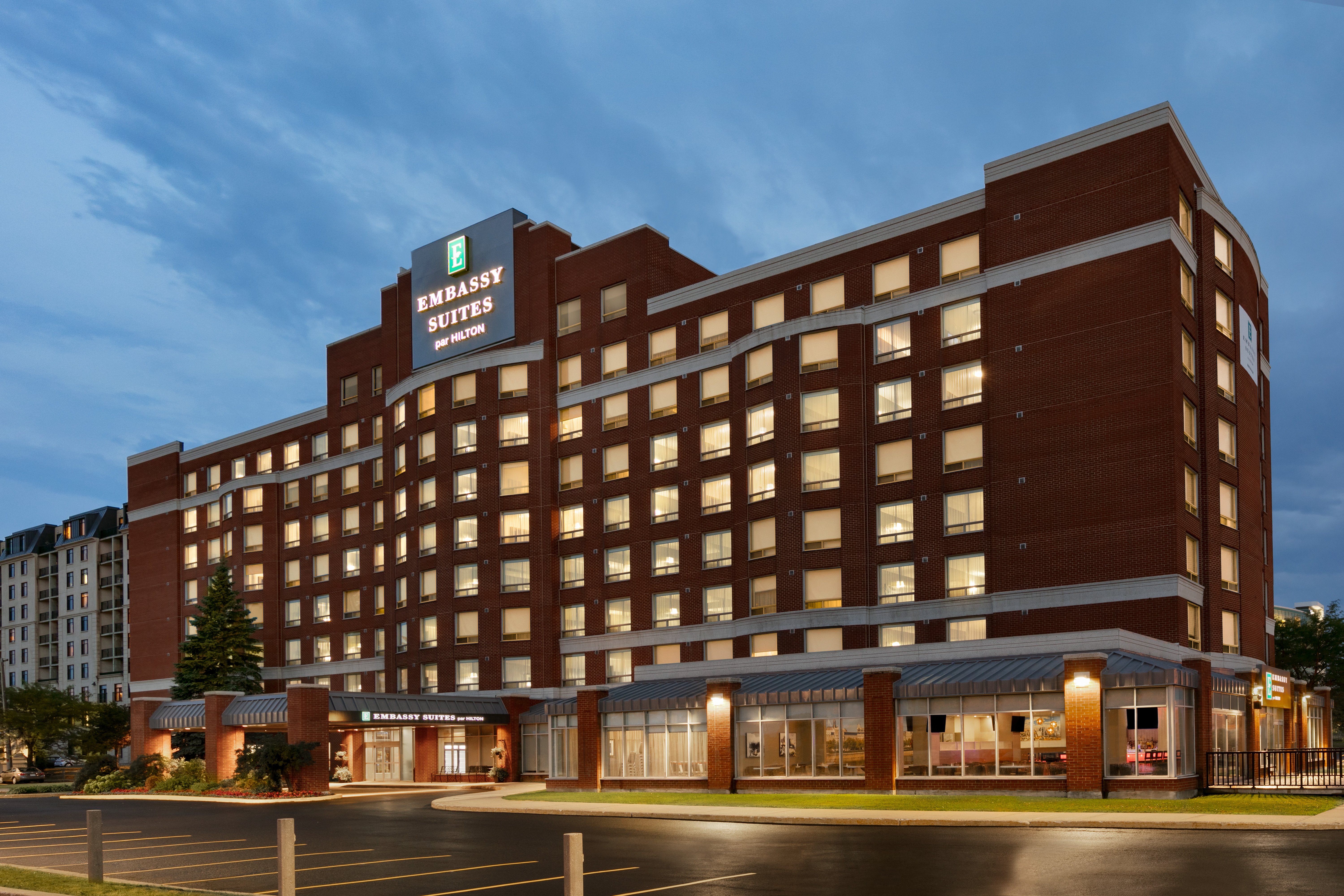 Embassy Suites By Hilton Montreal Airport-官方