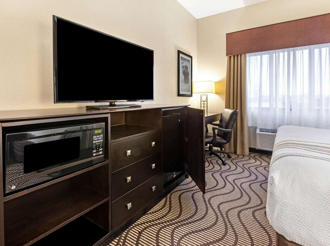 La Quinta Inn & Suites by Wyndham South Bend主图