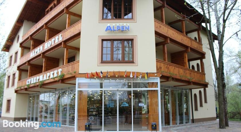 Alpen Hotel