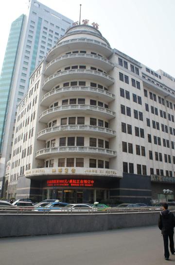 江西宾馆（八一广场美术馆店）-客卧