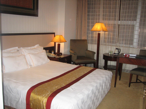 上海宝安大酒店主图