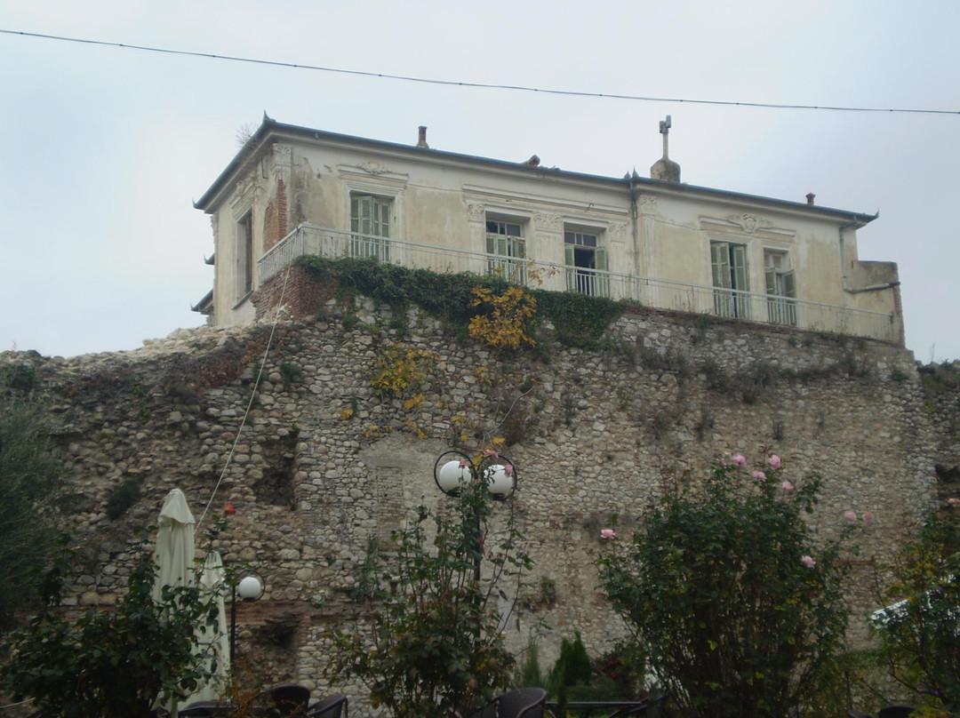 Drama's Castle (Byzantine Walls)景点图片