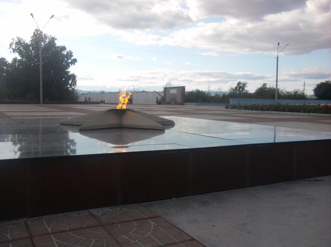 Memorial Battle and Labor Glory-赤塔必去景点