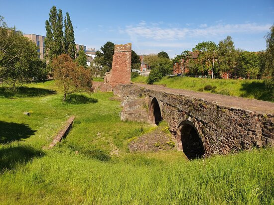 The Medieval Exe Bridge-埃克塞特必去景点