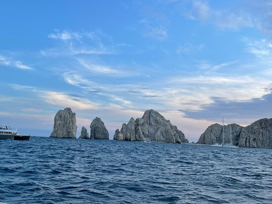 All Ways Cabo Boats-卡波圣卢卡斯必去景点