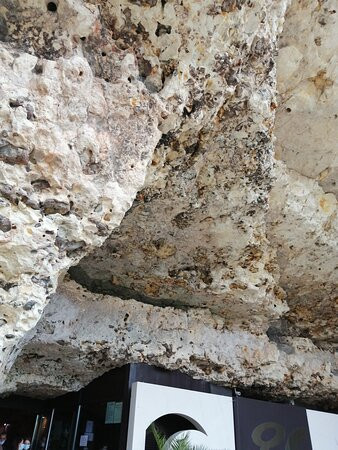 Grottes du Foulon景点图片