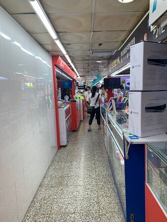 黄金电脑商场-香港必去景点